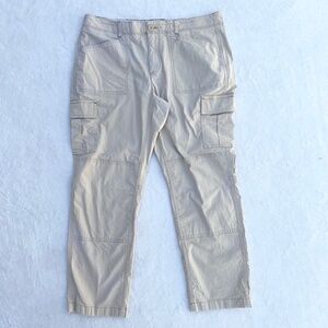 L.L Bean Favorite Fit Cargo Pants Womens 14P Straight leg Khaki